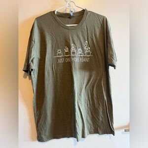 Olive green t shirt XL